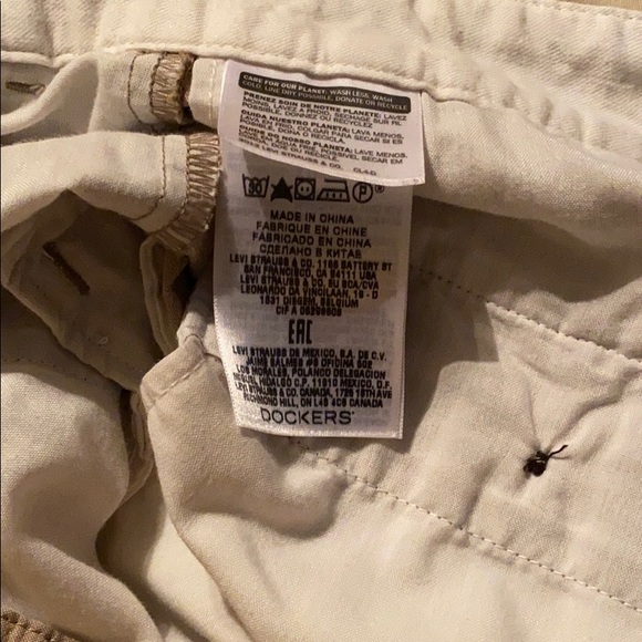 Dockers Cargo Shorts - Picture 4 of 4